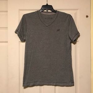 Old Navy V-neck Gray t-shirt; size L